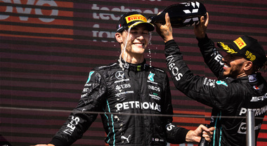 Hamilton raggiunge i 300 Gran Premi disputati, Mercedes a podio con tutti e due i piloti