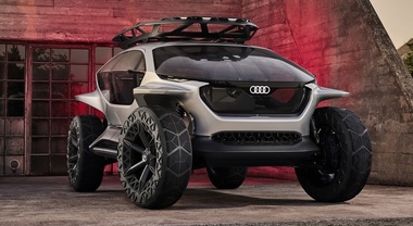 A.I. l'inarrestabile. Audi presenta il prototipo di un off-road a guida autonoma con 4 motori elettrici e droni